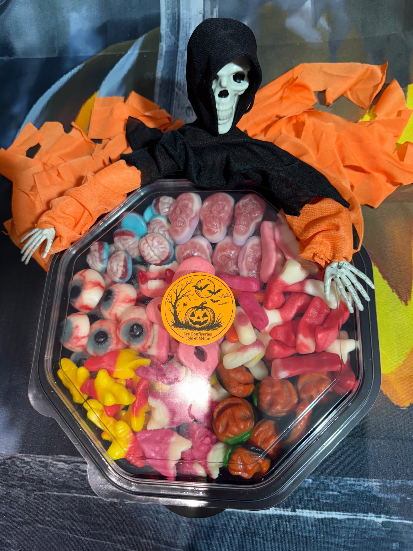 À. Plateau Halloween 700 gr de bonbons