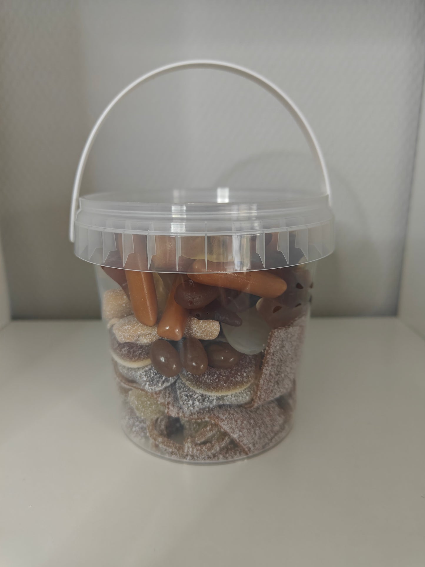 1. Seau de bonbons 🍬 goût coca 400 gr