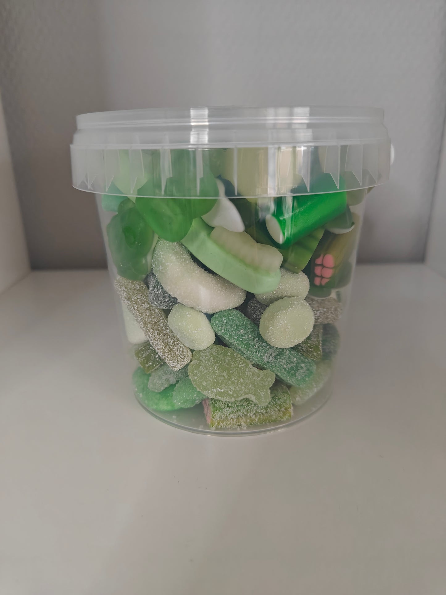 1. Seau de bonbons 🍬 vert 400 gr