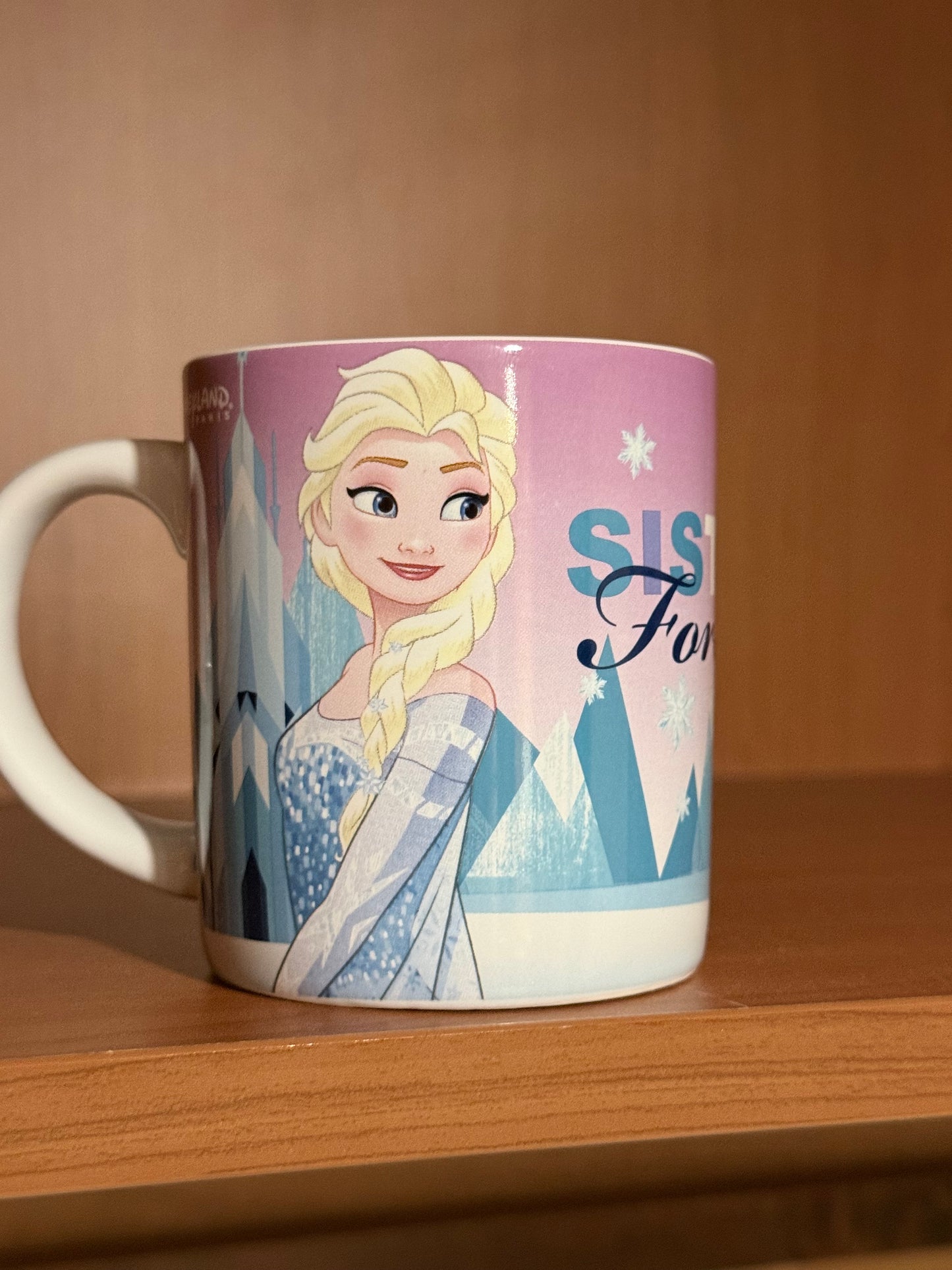 Tasse reines des neiges sisters violette avec 200 gr de bonbons