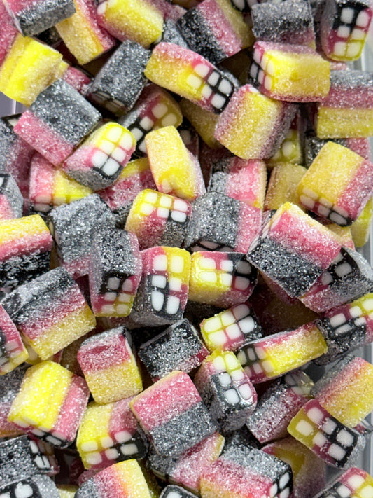 Pixel noir jaune rouge cerise cola citron haribo 100 gr