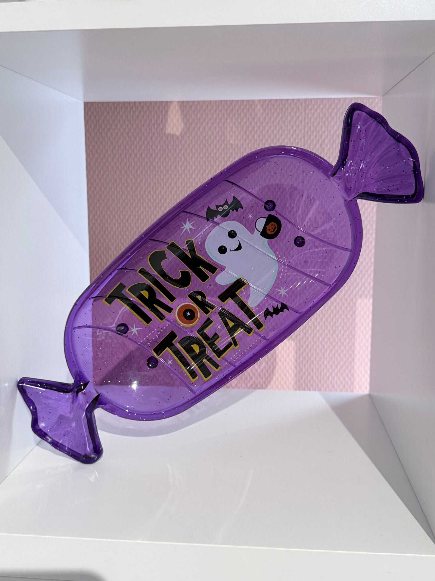 Plateau mauve plastique 500 gr de bonbons effrayants