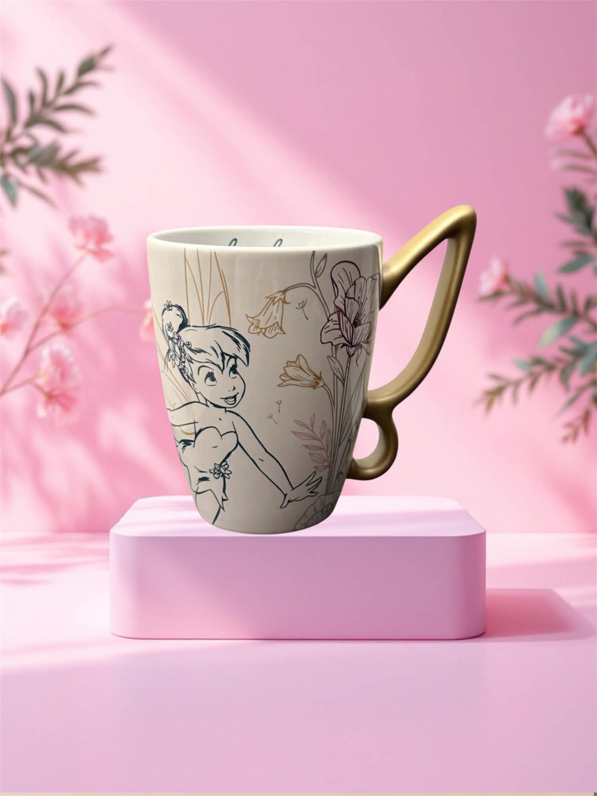 Tasse fée clochette dorée avec 200 gr de bonbons