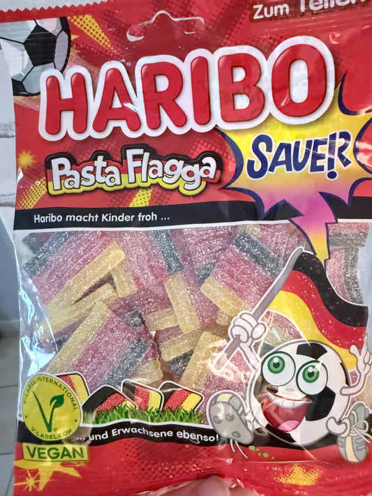 Mini tapis noir jaune rouge haribo 100 gr cerise cola citron