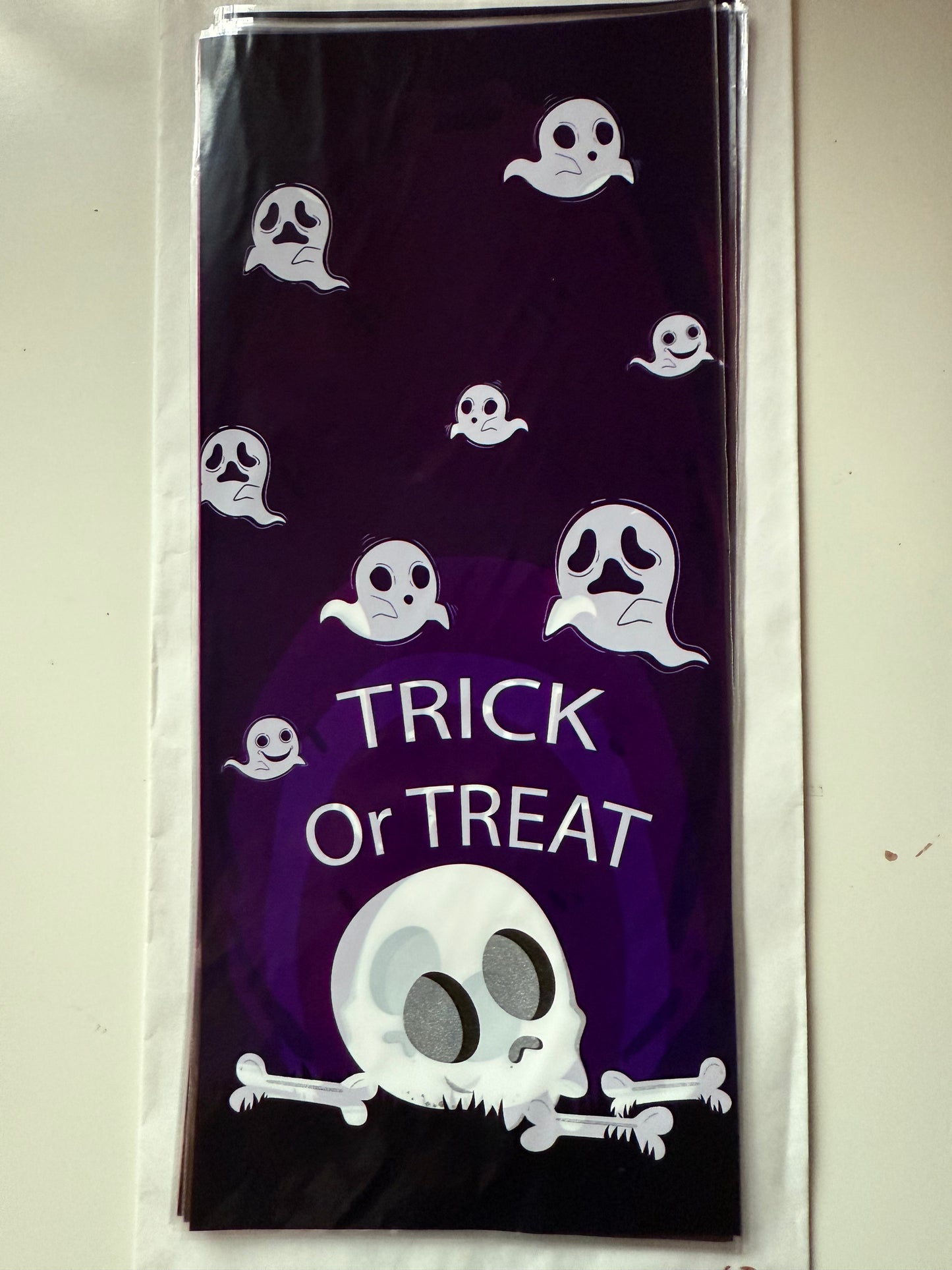 A.6. Sachet Halloween 300 gr de bonbons effrayants