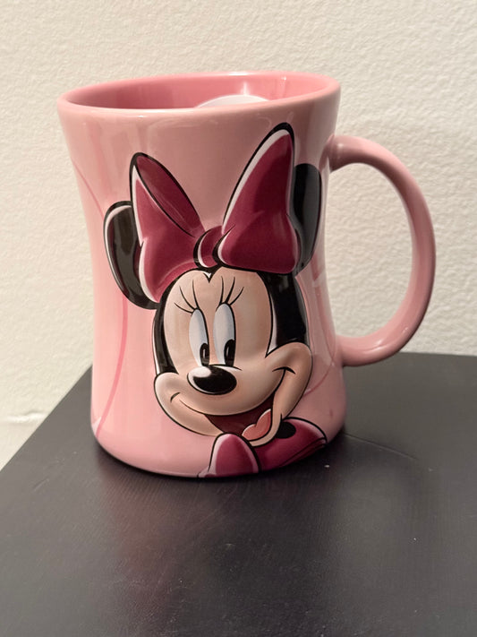 Mug Minnie avec 200 gr de bonbons
