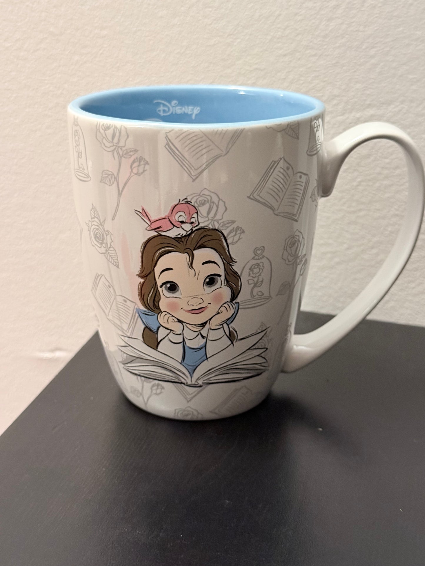 Tasse belle avec 200 gr de bonbons