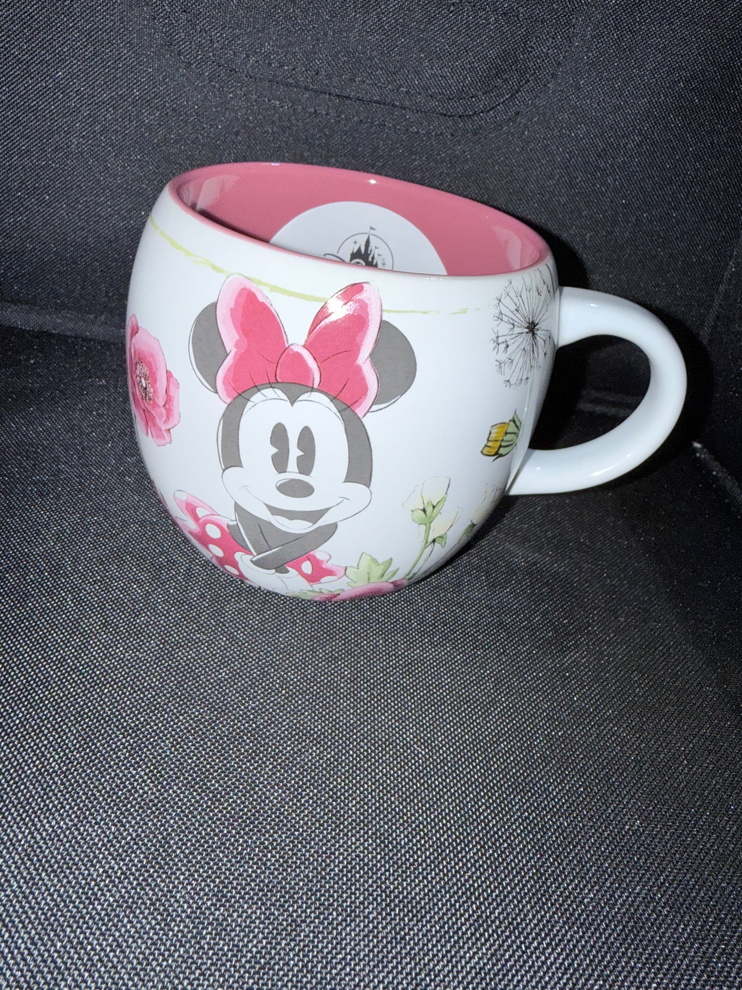 Tasse Minnie ronde fleurie avec 200 gr de bonbons